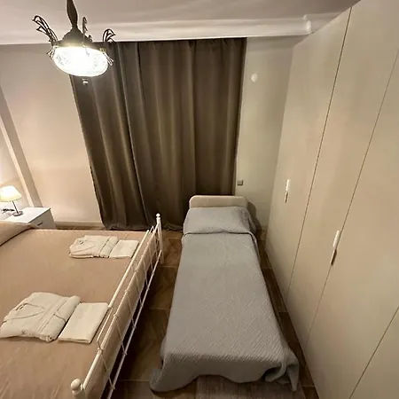 度假居 House