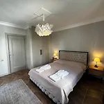 House Case de vacanță
